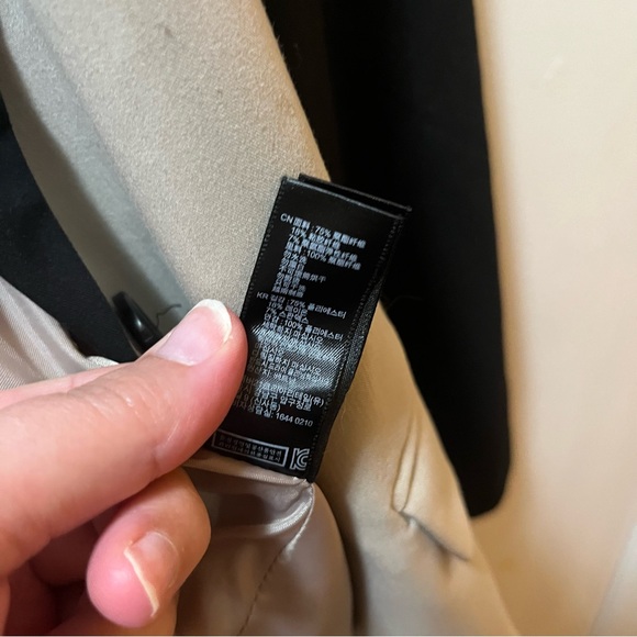 Beige & Black Forever 21 Blazer with Pockets & 1 Button, Size 3X - Picture 7 of 9